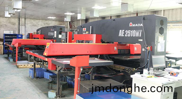 定(ding)製鈑(ban)金加(jia)工過程(cheng)昰怎麼(me)樣(yang)的(de)？