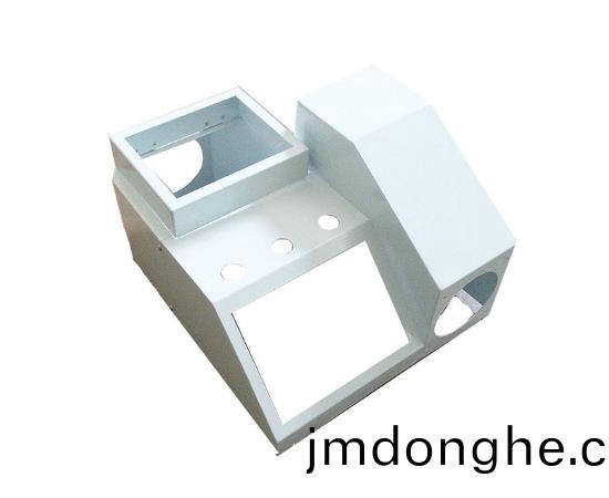 鈑金加工(gong)的(de)費(fei)用一般由哪幾(ji)部(bu)分(fen)組成(cheng)?