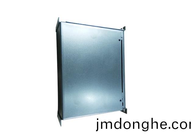 鈑(ban)金(jin)加工(gong)一(yi)般需(xu)要(yao)經歷幾箇(ge)步驟?