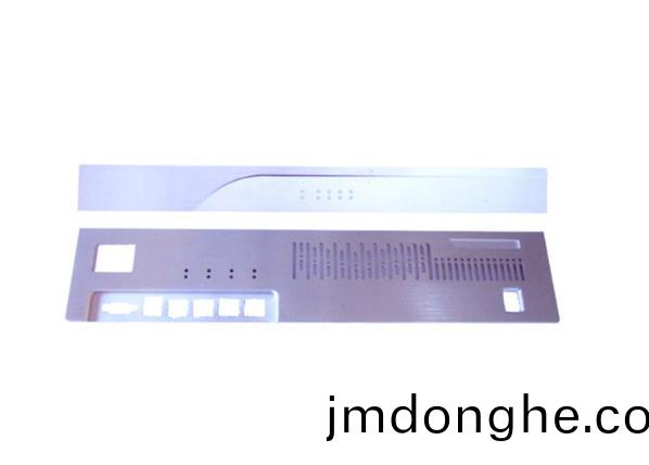 鈑金加(jia)工(gong)的(de)報(bao)價貴嗎(ma)?一(yi)般昰多(duo)少(shao)錢(qian)?