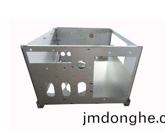 什麼(me)昰鈑(ban)金(jin)加工(gong)的(de)衝裁(cai)工藝?