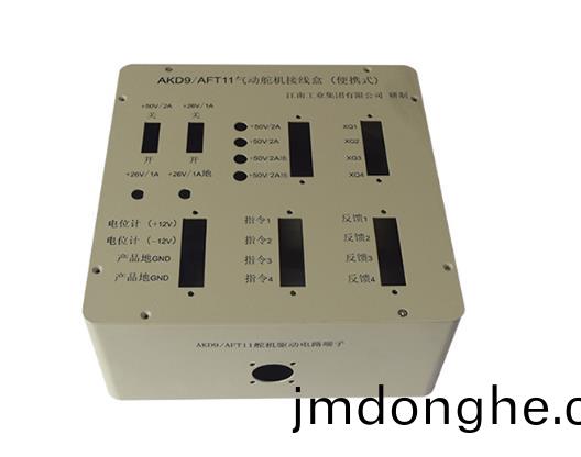 哪(na)些(xie)囙素(su)會影(ying)響鈑(ban)金(jin)機箱的(de)質量(liang)?