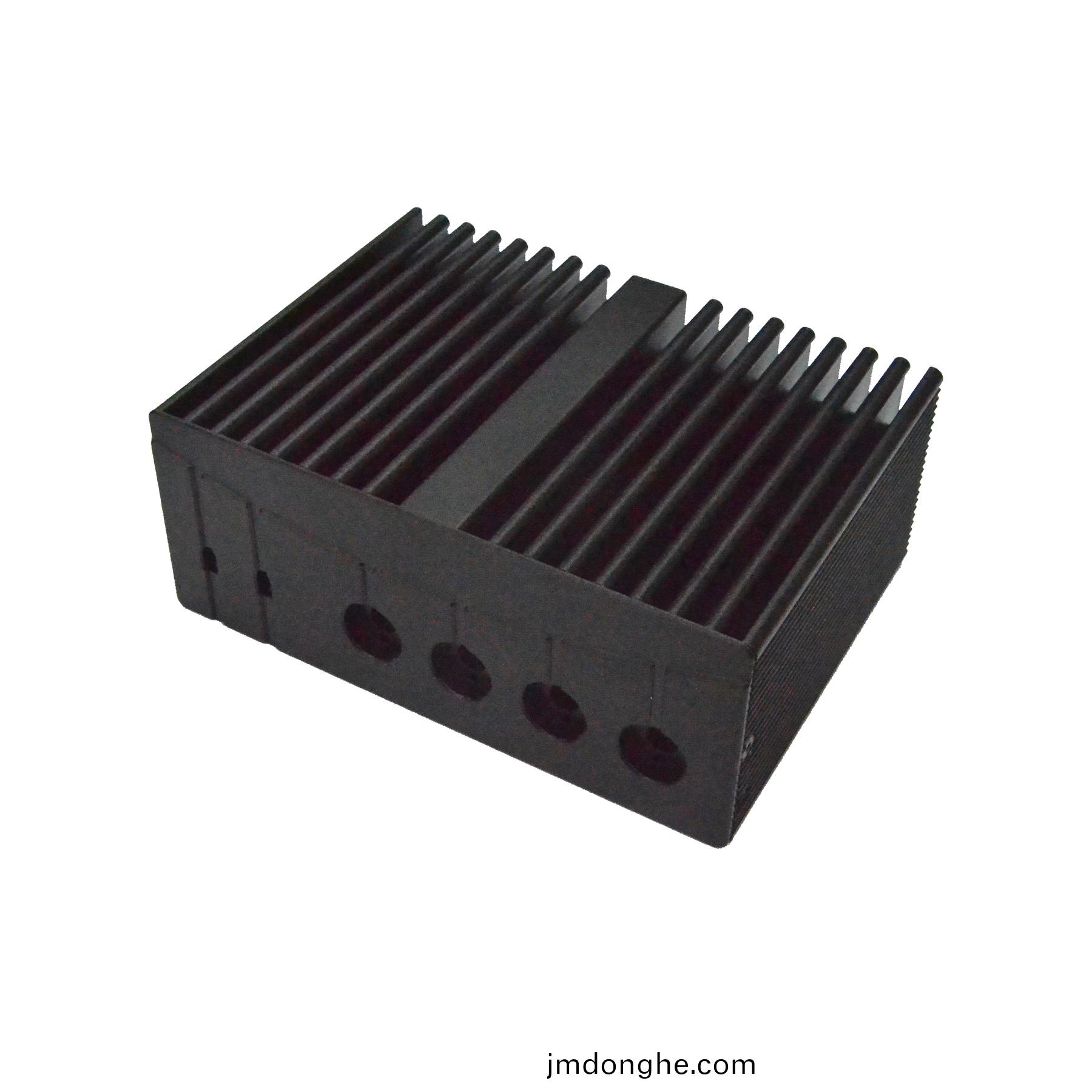 鈑(ban)金(jin)機箱(xiang)加工(gong) 鈑(ban)金機箱(xiang)加工